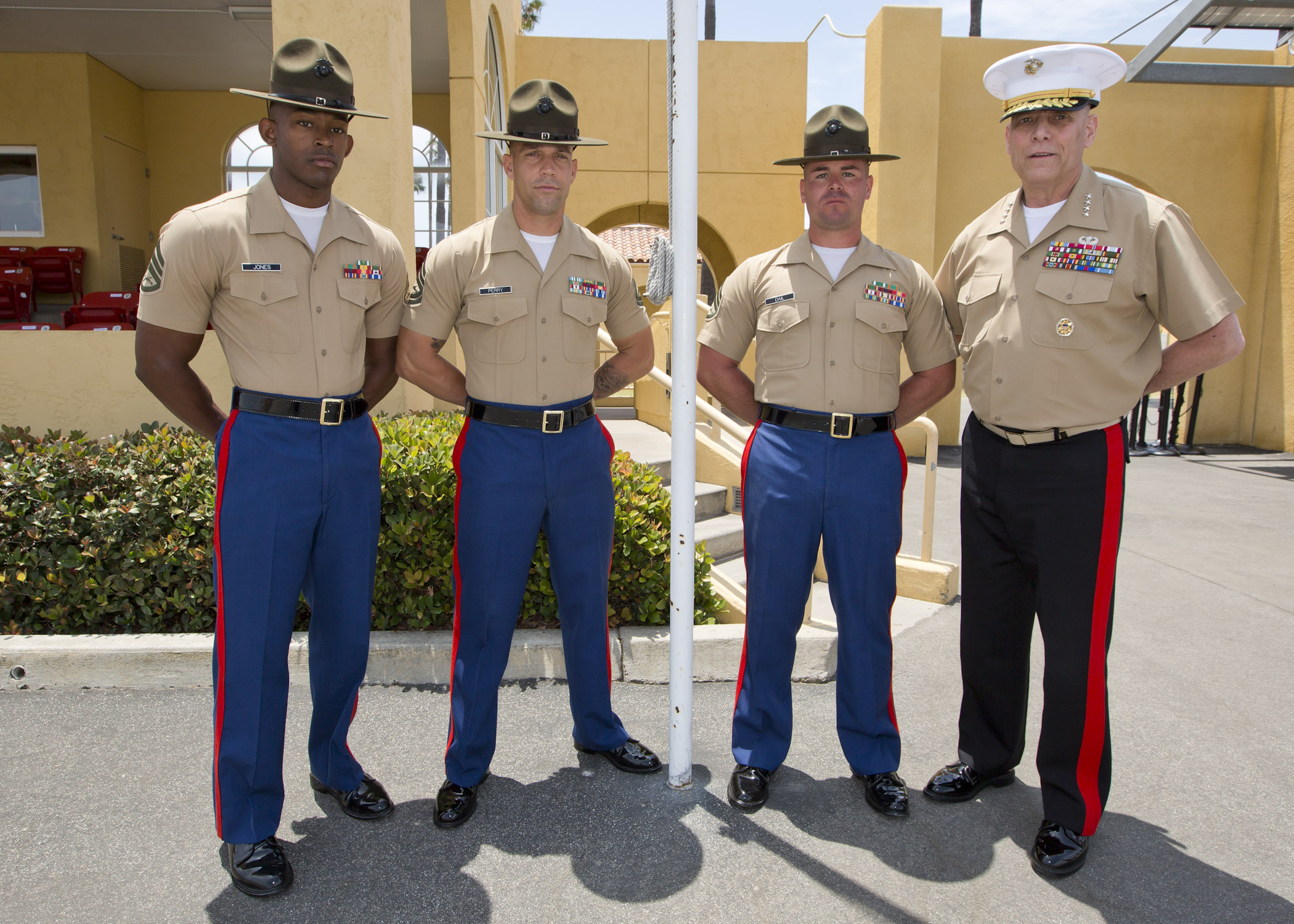 Us Marines Graduation Uniforms