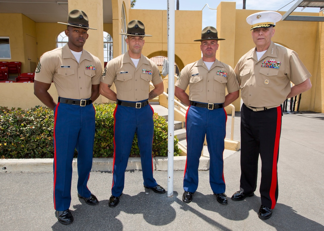 Basic Marine Graduation Ceremony Mcrd San Diego 7108