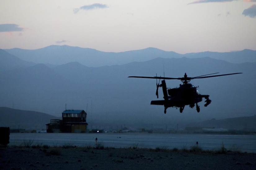 A U.S. Army AH-64 Apache helicopter from the 3rd Combat Aviation Brigade takes off from Forward Operating Base Dahlke, Afghanistan, May 18, 2016. The 40th CAB sent soldiers, aircraft and equipment to the base in May to support the garrison’s mission to train, advise and assist the Afghan National Army. U.S. Apache helicopters have entered the fight in Iraq against the Islamic State of Iraq and the Levant, Defense Secretary Ash Carter told reporters June 13. Army photo by Staff Sgt. Ian M. Kummer