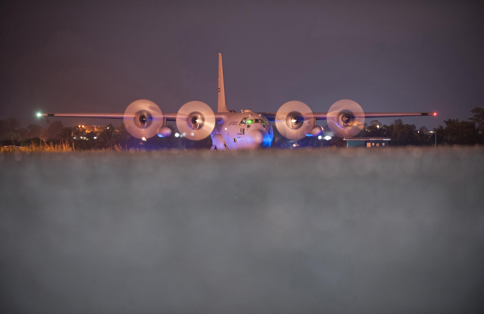 A 934th Airlift Wing C-130 Hercules lands at the Libreville Airport in support of this year’s Central Accord exercise in Libreville, Gabon, Africa June 11, 2016. The 934th is participating in Army Africa’s annual, combined, joint military exercise that brings together partner nations to practice and demonstrate proficiency in conducting peacekeeping operations. (DoD News photo by TSgt Brian Kimball)

