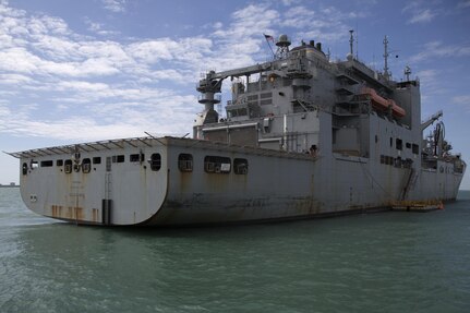 The USNS Sacagawea (T-AKE 2) is anchored in the port of Darwin during exercise Talisman Sabre 15, Northern Territory, Australia, July 7. Talisman Sabre provides an invaluable opportunity to conduct operation in a combined, joint, and interagency environment that will increase the U.S and Australia’s ability to plan and execute contingency responses, from combat missions to humanitarian efforts. (U.S. Marine Corps photo by MCIPAC Combat Camera Lance Cpl. Eric C. Clayton/Released)