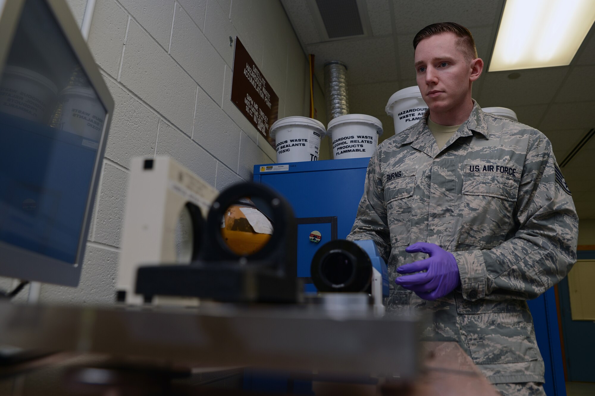 Staff Sgt. Jeff Burns, 62nd Maintenance Squadron precision measurement equipment laboratory technician calibrates a piece of equipment June 7, 2016 at Joint Base Lewis-McChord, Wash. The PMEL shop at JBLM provides services for customers throughout the Pacific Northwest. (U.S. Air Force photo/Senior Airman Jacob Jimenez) 