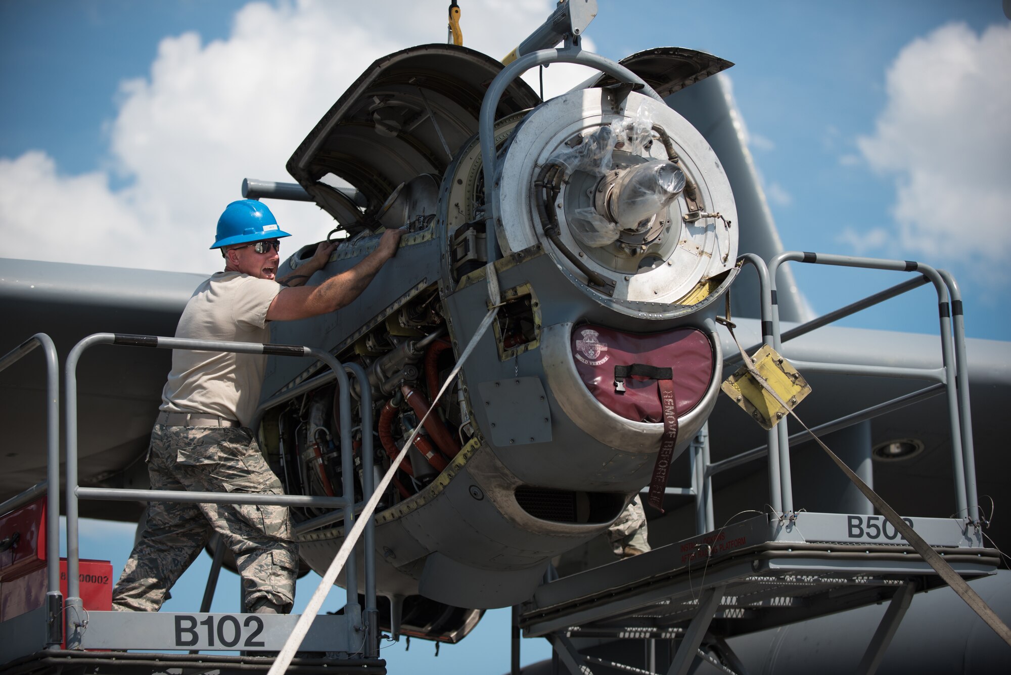 U.S. Air Force Staff Sgt. Michael Marks, a propulsion mechanic from the Kentucky Air National Guard’s 123rd Airlift Wing, removes an engine from a C-130 Hercules aircraft at the Air National Guard’s Air Dominance Center in Savannah, Ga., June 15, 2016. Marks is attending Maintenance University here, a weeklong course designed to provide intensive instruction in aircraft maintenance. Now in its eighth year, Maintenance University is sponsored by the 123rd Airlift Wing. (U.S. Air National Guard photo by Lt. Col. Dale Greer)