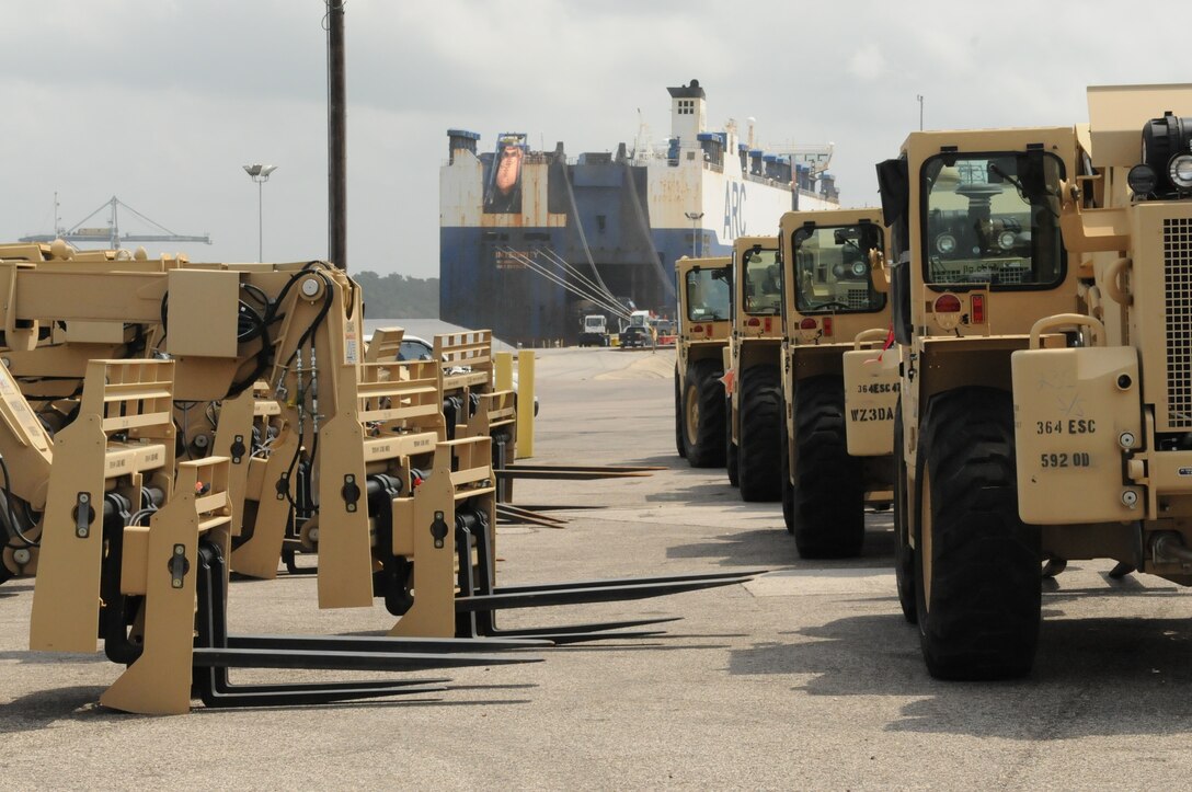 During the exercise, the 364th ESC were responsible for more than 35 sustainment units that were responsible for managing supply yards, rail port operations in Zagan and Drawsko Pomorski, sea port operations in Szczecin and ammunition supply points. The units came from the Army National Guard, active Army and the Army Reserve and include three of the ESC organic subordinate units; the 483rd Quartermaster Company, the 909th Human Resources Company and the 592nd Ordnance Company.