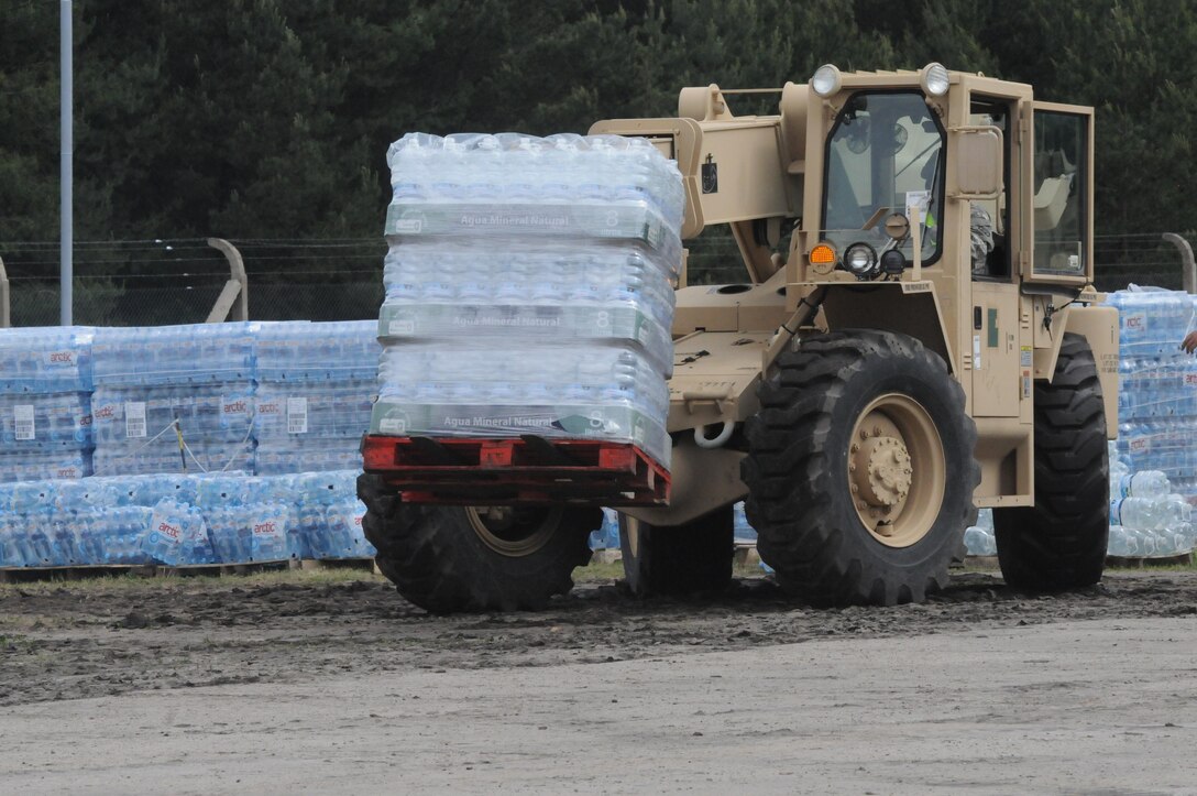 During the exercise, the 364th ESC were responsible for more than 35 sustainment units that were responsible for managing supply yards, rail port operations in Zagan and Drawsko Pomorski, sea port operations in Szczecin and ammunition supply points. The units came from the Army National Guard, active Army and the Army Reserve and include three of the ESC organic subordinate units; the 483rd Quartermaster Company, the 909th Human Resources Company and the 592nd Ordnance Company.