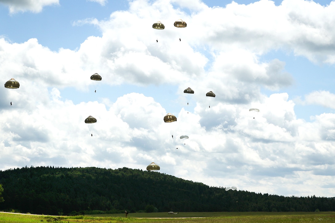 U.S., French, Polish and British paratroopers participate in an airborne operation onto a drop zone in Hohenfels, Germany, June 15, 2016. Army photo by Sgt. Juan F. Jimenez