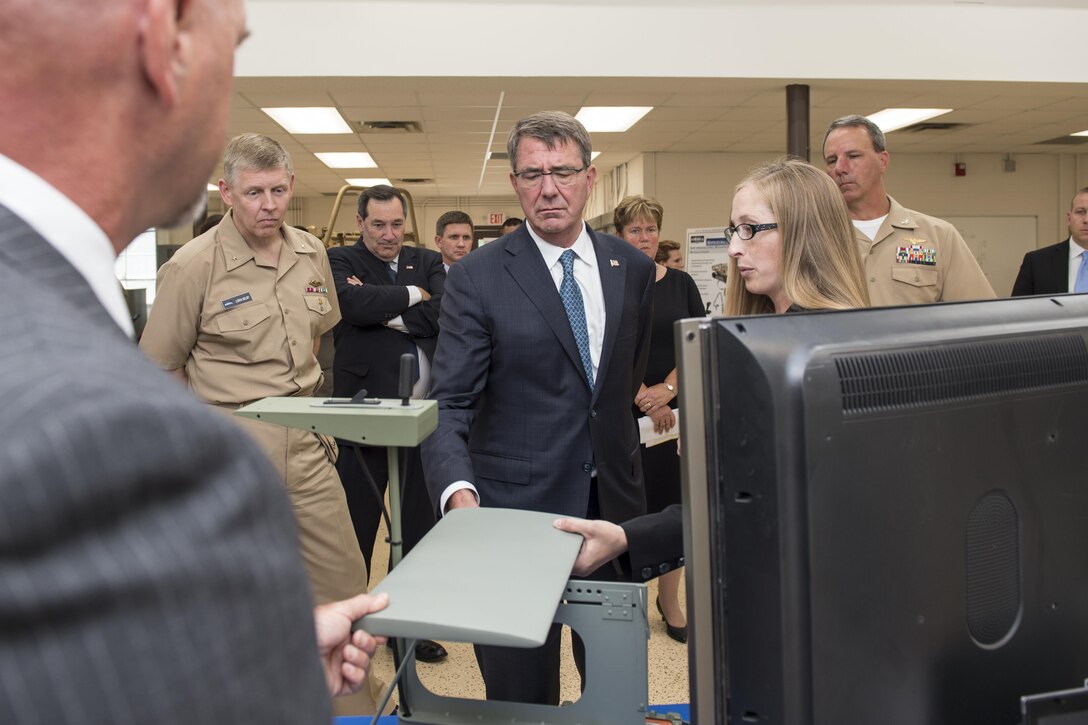 Defense Secretary Ash Carter visits the Naval Surface Warfare Command in Crane, Ind., June 22, 2016. DoD photo by Air Force Staff Sgt. Brigitte N. Brantley