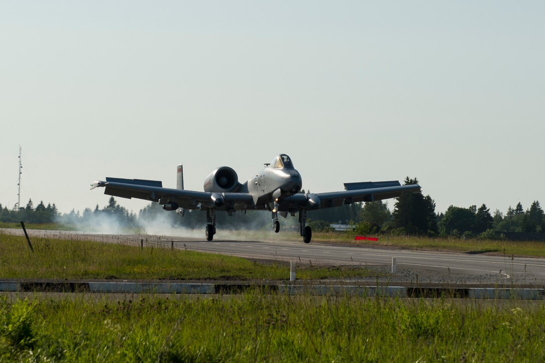 An A-10 Thunderbolt II from the Michigan Air National Guard lands on a
remote highway strip near Jägala, Estonia, during cooperative training
exercise Saber Strike 16, June 20, 2016. It marked the first time in more
than 30 years that a U.S. Air Force aircraft has practiced austere landing training on a highway. Minnesota National Guard photo by Tech. Sgt. Amy M. Lovgren