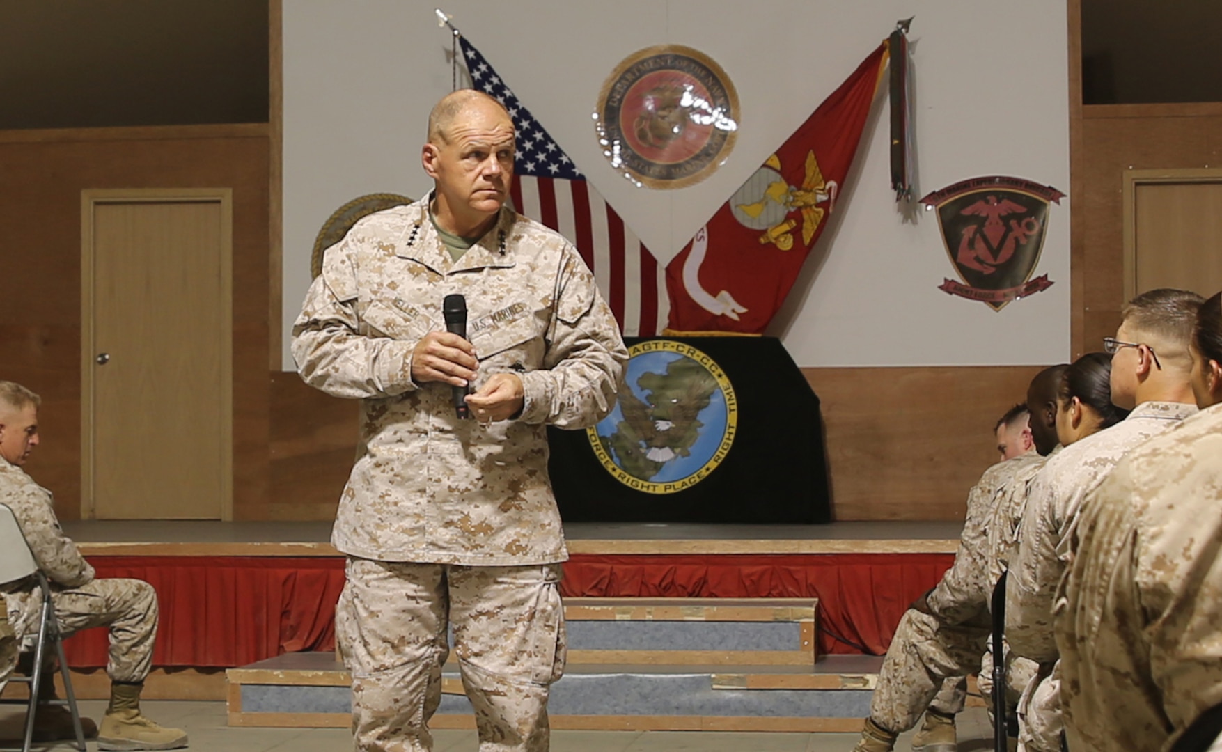 Marine General Robert B. Neller, commandant of the Marine Corps, and Sergeant Major Ronald L. Green, sergeant major of the Marine Corps, visited Marines and sailors with Special Purpose Marine Air Ground Task Force – Crisis Response- Central Command. (Marine Corps photo by Staff Sgt. Lynn Kinney)
