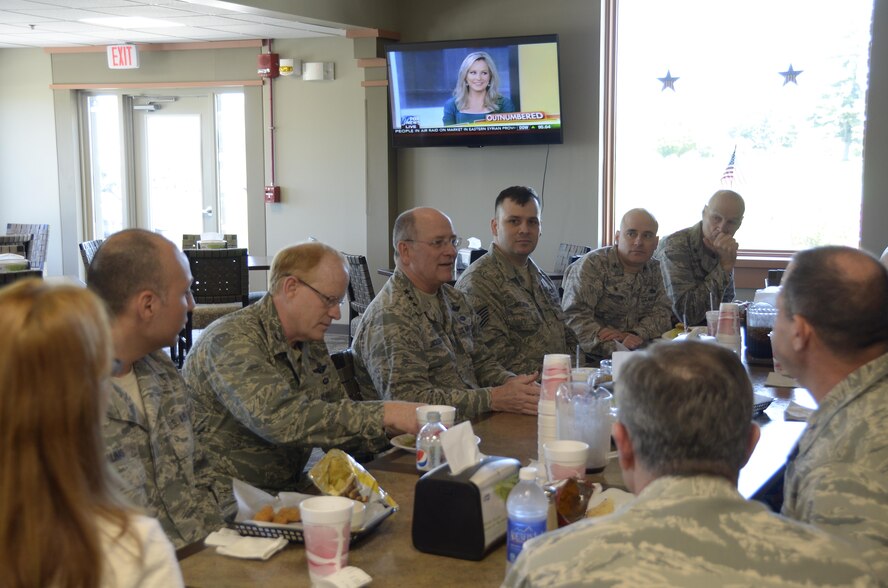 Fifteen Airmen from the 445th Airlift Wing had a one-on-one question and answer session with Lt. Gen. James F. Jackson, commander, Air Force Reserve Command, during their lunch with the general at Wings Grill and Lounge, located at the Wright Patterson AFB Consolidated Club, June 6, 2016. (U.S. Air Force photo/Senior Airman Joel McCullough)