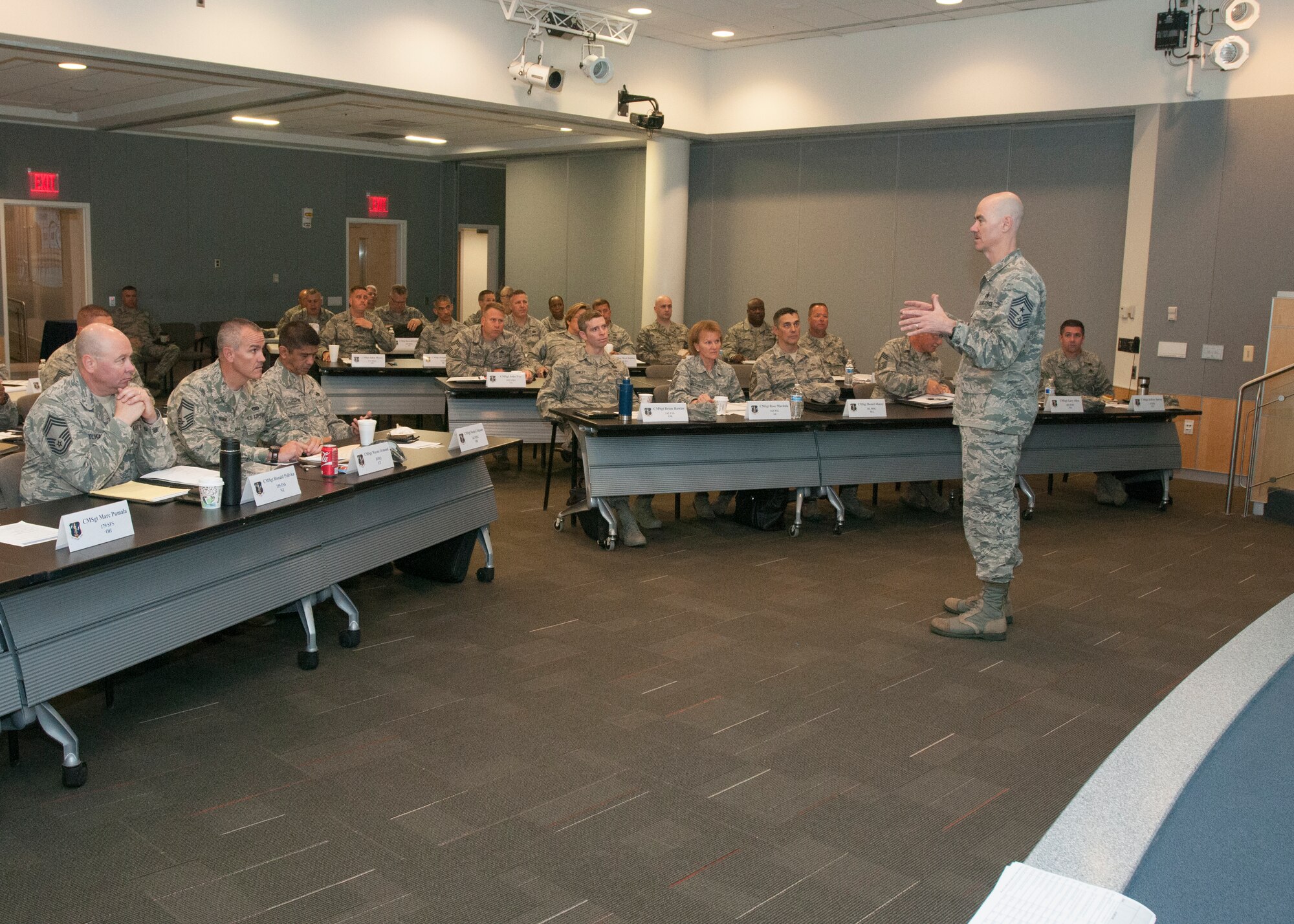 Chief Ronald C. Anderson, the 12th Air National Guard Command Chief talks with his first class of new ANG chiefs during Chiefs Executive Course at the ANG Readiness Center, Joint Base Andrews June 21, 2016. CEC is a weeklong course designed to provide new chief master sergeants with a broad view of ANG and Air Force operations and provide them with tools to operate effectively at the tactical and operational levels. (U.S. Air National Guard Photo by Master Sgt. David J. Fenner /RELEASED)