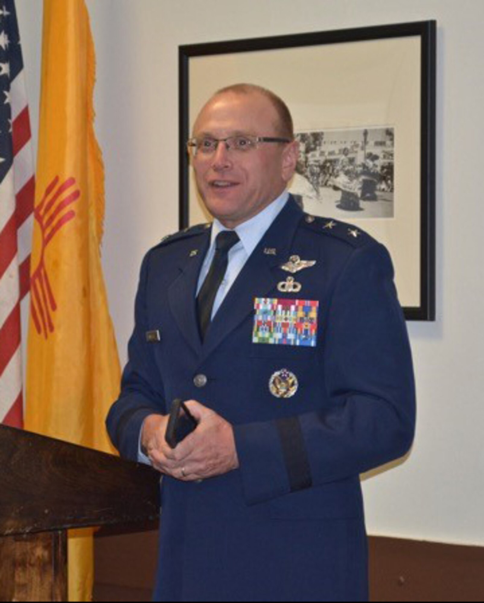 Maj. Gen. Andrew M. Mueller, Air Force chief of safety, addresses dinner
attendees of the Air Force Association Southwest Region Conference in
Albuquerque, N. M., June 4, 2016.  Members of AFA chapters in Arizona,
Nevada and New Mexico were present for the general's keynote speech
highlighting World War I-era aviators and the Air Force bases that bear
their names.  (Courtesy photo)