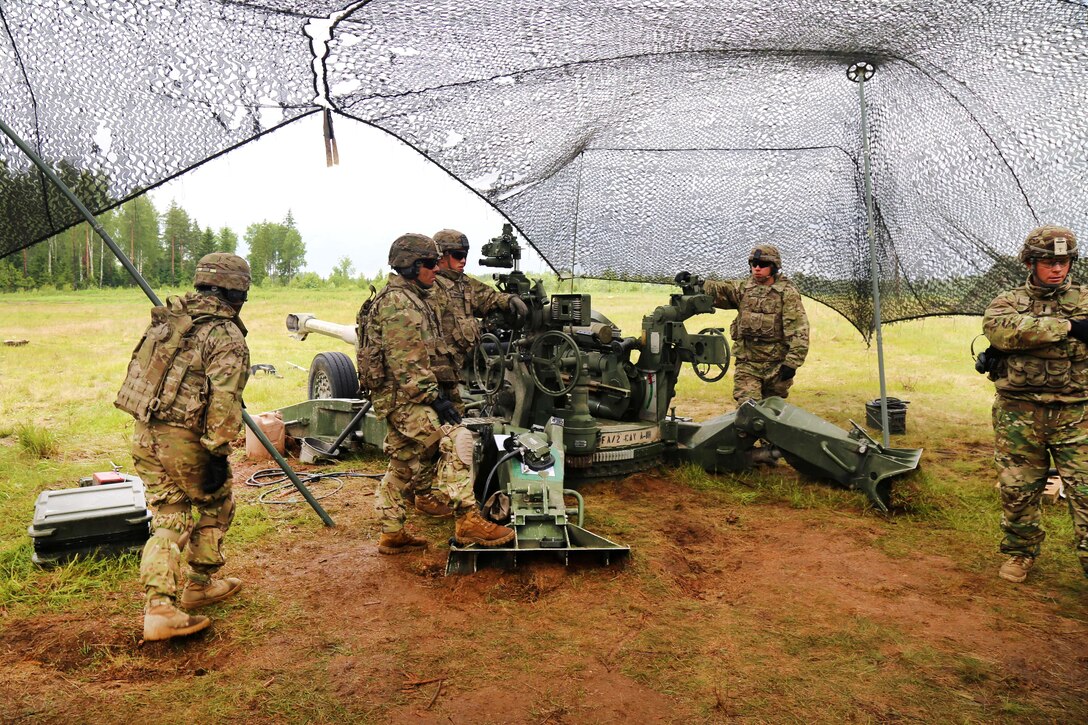 Soldiers rehearse for a live-fire exercise with multinational units during Saber Strike 16 in Tapa, Estonia, June 20, 2016. The soldiers are assigned to the 2nd Cavalry Regiment. Saber Strike is a U.S. Army Europe-led training exercise to improve interoperability. Army photo by Spc. Sandy Barrientos