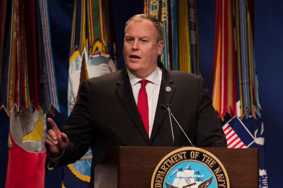Deputy Defense Secretary Bob Work provides remarks during the ceremony to induct Navy Senior Chief Petty Officer Edward C. Byers Jr. into the Hall of Heroes at the Pentagon, March 1, 2016. DoD photo by Air Force Senior Master Sgt. Adrian Cadiz