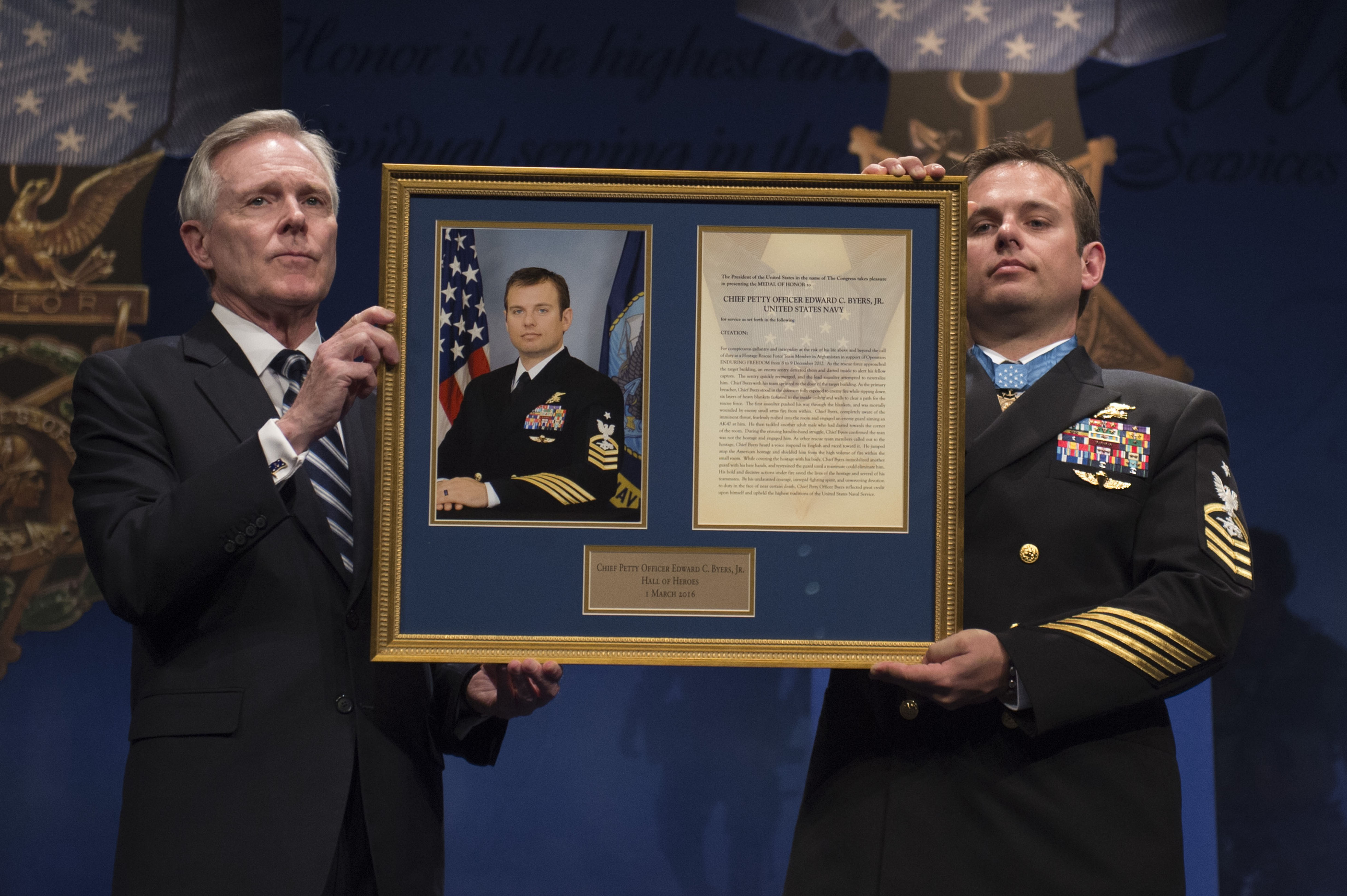 Medal Of Honor Seal Byers Inducted Into Pentagons Hall Of Heroes Us