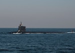 151105-N-ED185-033
TOKYO BAY (Nov. 5, 2015) The Virginia-class fast-attack submarine USS North Carolina (SSN 777) transits Tokyo Bay before arriving at Fleet Activities Yokosuka. North Carolina is visiting Yokosuka as a part of a scheduled port visit. (U.S. Navy photo by Mass Communication Specialist 2nd Class Brian G. Reynolds/Released)