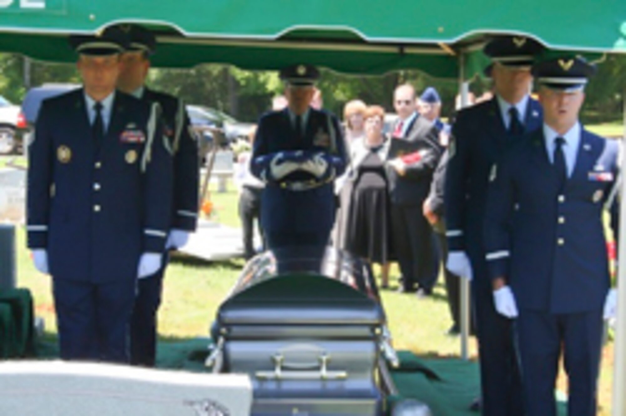 117th Air Refueling Wing Honor Guard, Birmingham, Alabama perform graveside funeral detail. (U.S. Air National Guard photo by 117 ARW Honor Guard/Released)