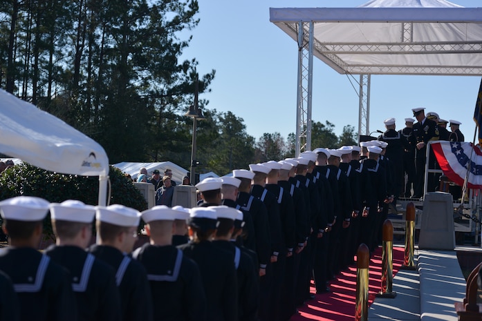 Sailors participate in the graduation ceremony of Nuclear Power School class 1506 at Naval Nuclear Power Training Command (NNPTC) in Goose Creek, S.C. Based at Joint Base Charleston-Naval Weapons Station, NNPTC trains Sailors in fundamentals of design, operation, and maintenance of shipboard nuclear propulsion plants. (U.S. Navy Photo by Mass Communications Specialist Second Class Jason Pastrick)