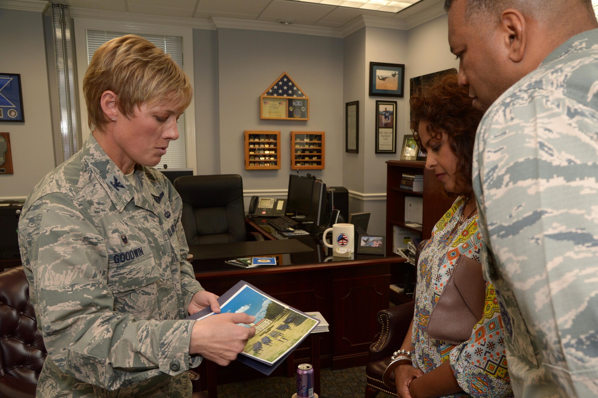 Col. Kristin Goodwin, 2nd Bomb Wing commander, gives Maj. Gen Richard Clark, Eighth Air Force commander, and his spouse Amy, a tour of the 2nd BW headquarters during Clark’s immersion tour at Barksdale Air Force Base, La., Feb. 29, 2016. The 2nd BW had the opportunity to invite Clark down to the wing to tour local operations. (U.S. Air Force photo/Staff Sgt. Joseph A. Pagán Jr.)