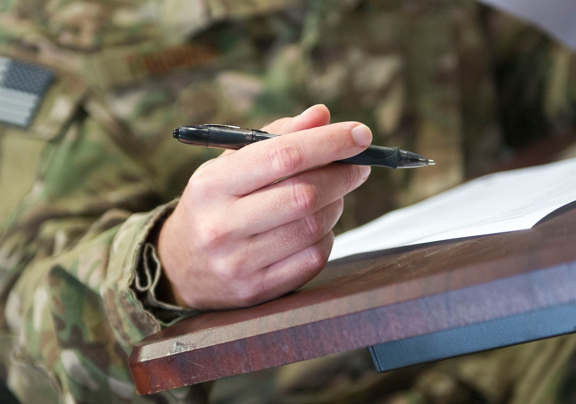 A contract is signed during the Operation Lifeline contracting exercise at Hurlburt Field, Fla., Feb. 17, 2016. During Operation Lifeline the 1st Special Operations Contracting Squadron teamed up with the Air Force Test Center Eglin Operational Division to conduct a contingency exercise. (U.S. Air Force phot by Senior Airman Krystal M. Garrett)