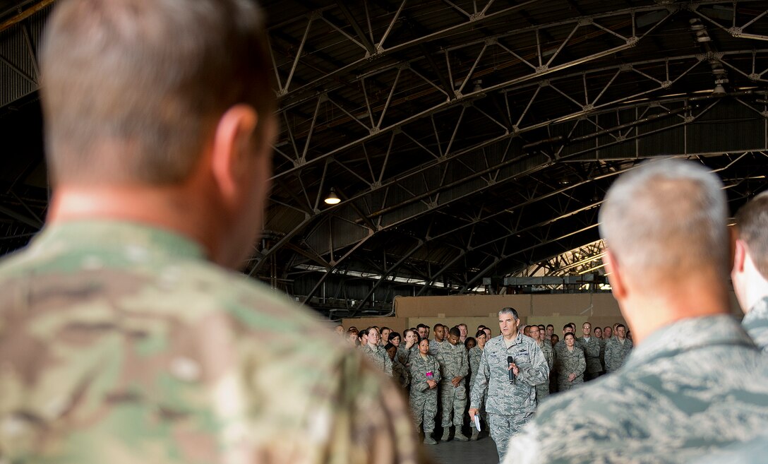 Col. James Phillips, the 919th Special Operations Wing commander, talks to his Airmen during the wing’s annual Wingman Day kick-off event March 5 at Duke Field, Fla.  The Wingman Day focused on resiliency techniques through videos and group discussions.  (U.S. Air Force photo/Tech. Sgt. Sam King)