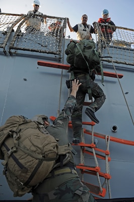 160308-N-ZB122-009.jpg