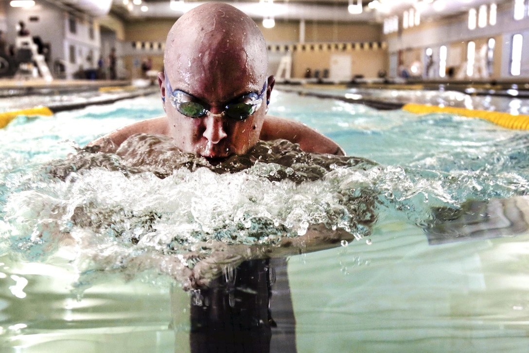 Army Sgt. David Jones practices his swimming technique at the Aquatics Training Center on Fort Bliss, Texas, March 1, 2016. Army photo by Pfc. Ian Ryan