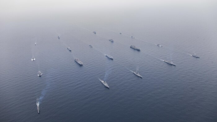PACIFIC OCEAN 160308-N-ZZ999-216 (Mar.8, 206) – Ships assigned to the Bonhomme Richard and Boxer Expeditionary Strike Groups (BHRESG/BOXESG) along with the Republic of Korea Flotilla 5 transit in a formation during a photo exercise commencing exercise Ssang Yong in the Pacific Ocean March 8, 2016. Sailors and Marines of ROK Navy, Marine Corps, Expeditionary Strike Group (ESG) 7, Commander, Task Force (CTF) 76 and 3rd Marine Expeditionary Brigade (3D MEB), along with 7th ROK Marine Corps Regimental Landing Team 7 (ROKMC RLT-7), Australian Army and Royal New Zealand Army forces are participating in Ssang Yong 2016, the largest combined amphibious exercise of its kind to date, designed to strengthen interoperability and working relationships across a wide range of military operations from disaster relief to complex expeditionary operations.
