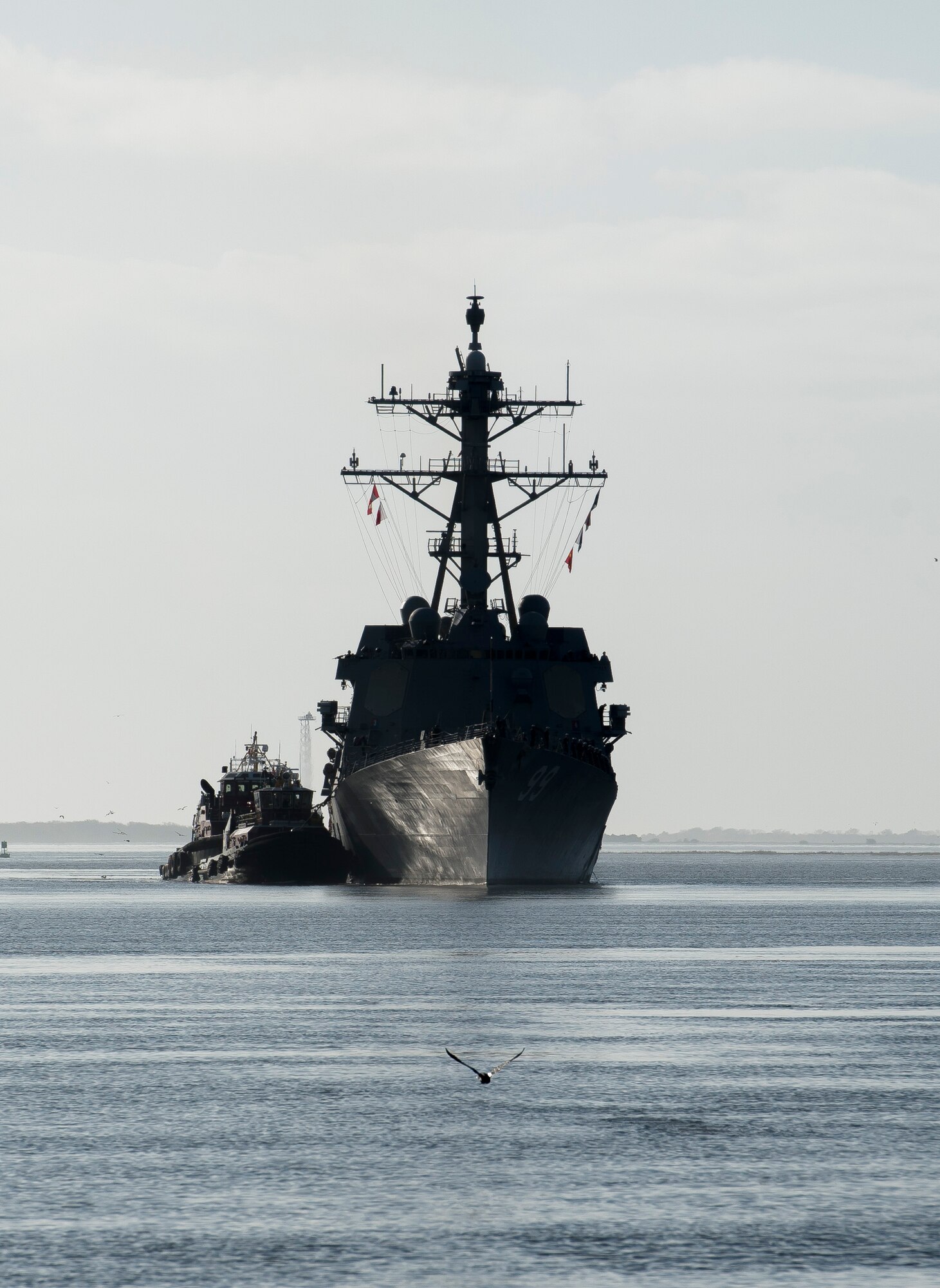 The Athabaskan (left) and The Charlottetown, Royal Canadian Navy vessels,
moored in Charleston S.C. after completing an exercise with the USS Farragut,
a U.S. Navy destroyer whose homeport is Naval Station Mayport, Florida. USS
Farragut was greeted by members of Joint Base Charleston leadership upon
arrival. While visiting, the ship will provide training opportunities to
students attending The Citadel, the military college of S.C. (U.S. Air Force
photo/Staff Sgt. Jared Trimarchi)