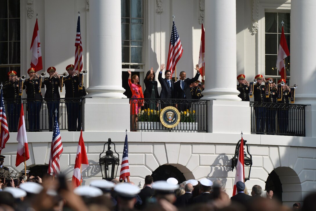 Right to left: President Barack Obama, Canadian Prime Minister Justin Trudeau, First Lady Michelle Obama, and Sophie Grégoire-Trudeau wave to an invited crowd on the White House lawn, March 10, 2016. Air National Guard photo by Staff Sgt. Christopher S. Muncy