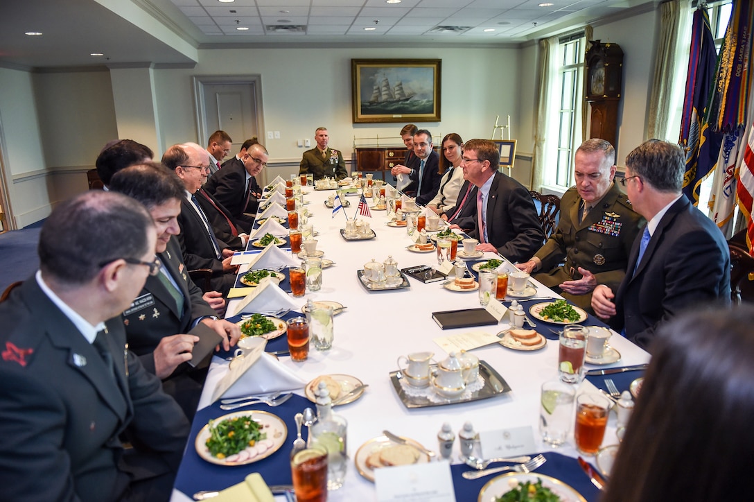 Defense Secretary Ash Carter meets with Israeli Defense Minister Moshe Yaalon at the Pentagon, March 14, 2016. DoD photo by Army Sgt. 1st Class Clydell Kinchen