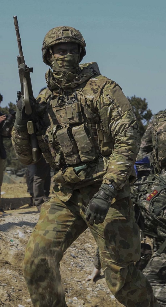 U.S. Marine Corps, Republic of Korea Marines Corps, New Zealand Army and Australian Army conduct amphibious assault training at Doksukri Beach, South Korea, March 12, 2016, during Exercise Ssang Yong 16. Ssang Yong 16 is a biennial military exercise focused on strengthening the amphibious landing capabilities of the U.S. and its allies. (U.S. Marine Corps photo by Sgt. Briauna Birl/RELEASED)