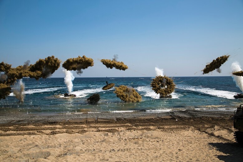 U.S. Marine Corps, Republic of Korea Marines Corps, New Zealand Army and Australian Army conduct amphibious assault training at Doksukri Beach, South Korea, March 12, 2016, during Exercise Ssang Yong 16. Ssang Yong 16 is a biennial military exercise focused on strengthening the amphibious landing capabilities of the U.S. and its allies. (U.S. Marine Corps photo by Sgt. Briauna Birl/RELEASED)