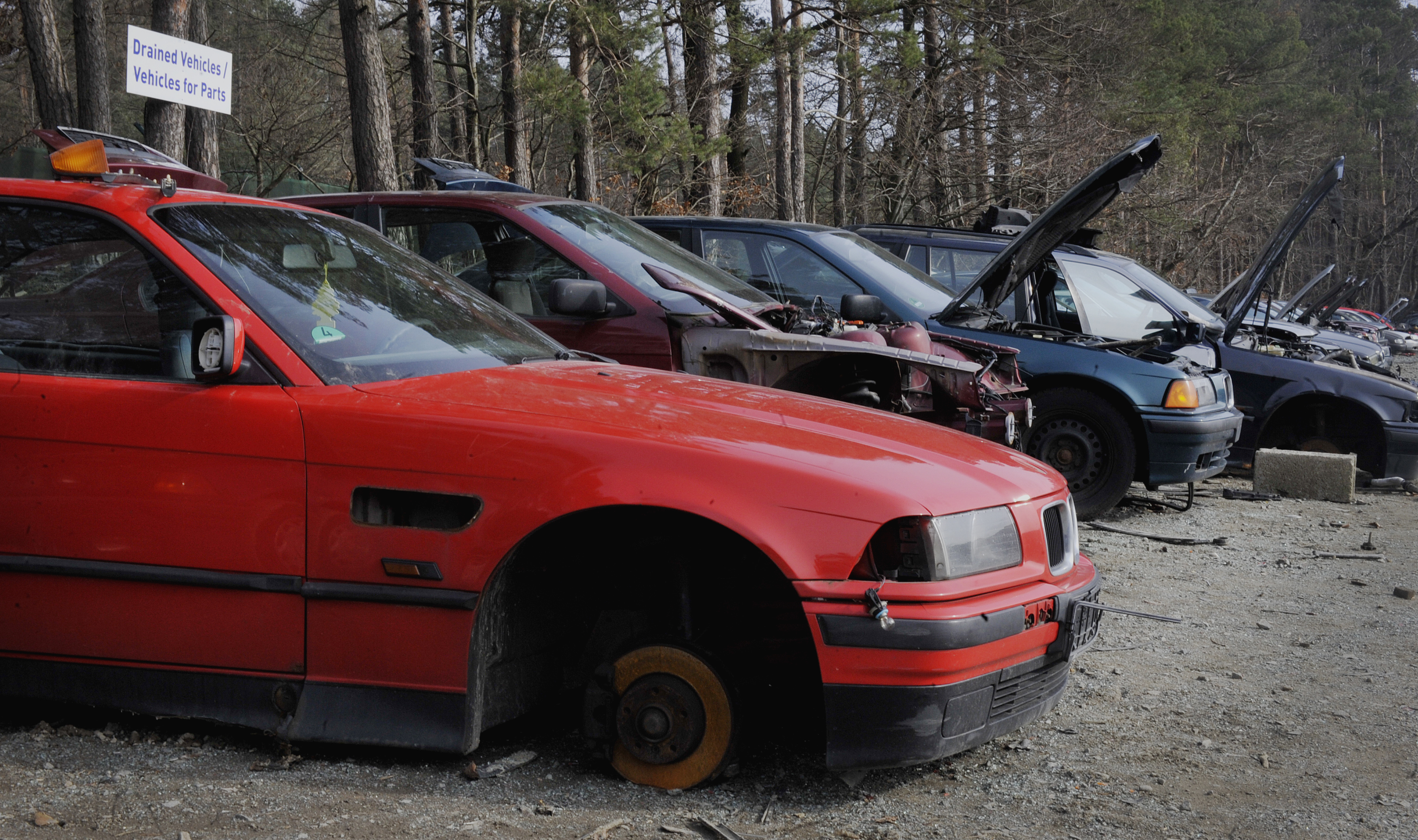 86th FSS recycles, disposes of vehicles > Ramstein Air Base > Display