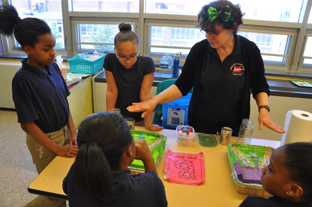 In honor of Women’s History Month, Buffalo District USACE women volunteered their time to address a group of 4th grade girls at the Lydia T. Wright School, Buffalo, New York. 