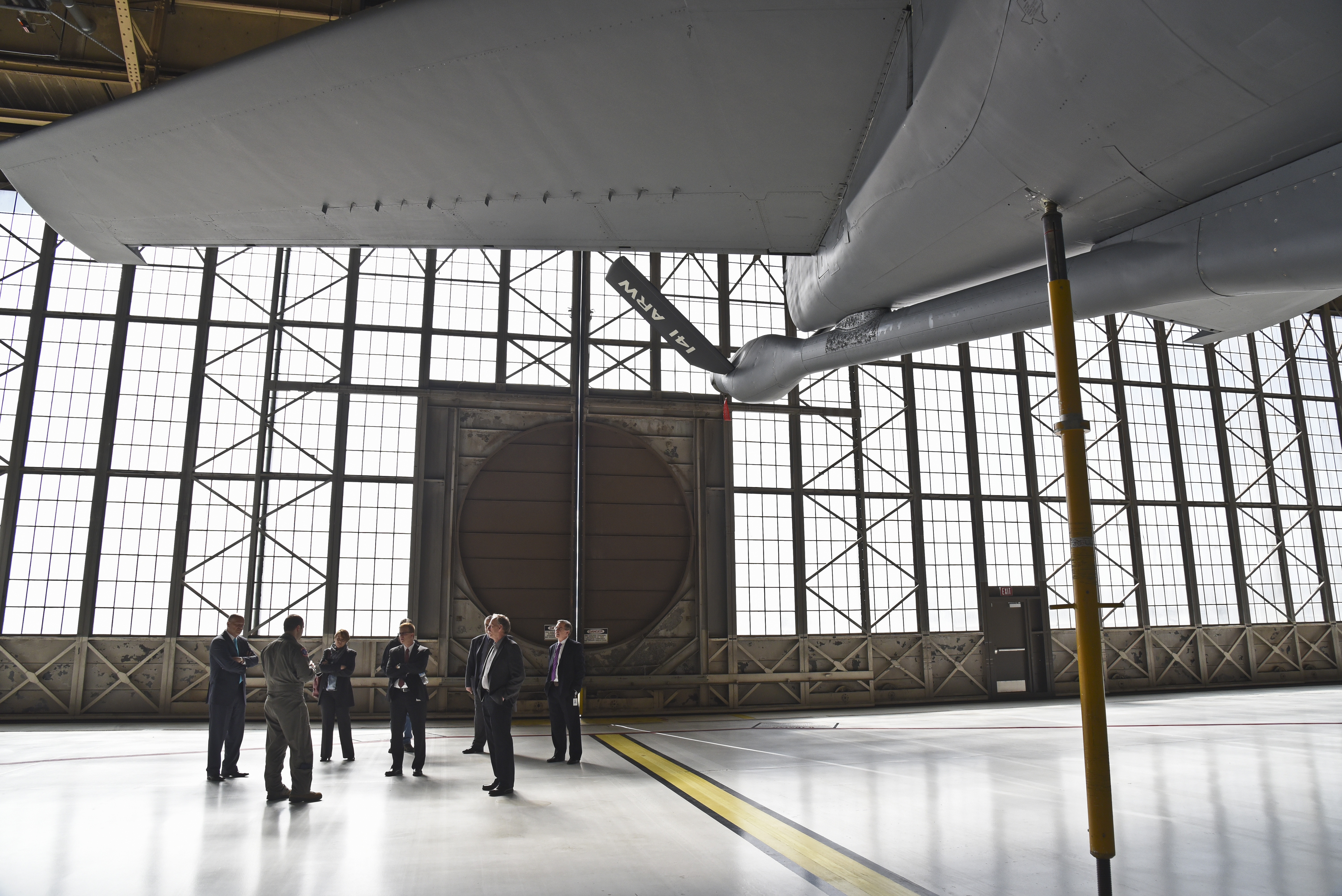 Business, veterans group executives experience Fairchild mission firsthand > Fairchild Air Force