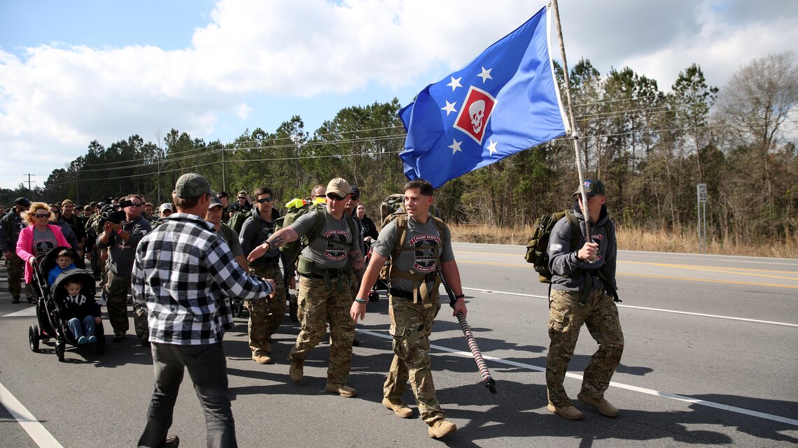 marine-raiders-march-770-miles-in-remembrance-united-states-marine