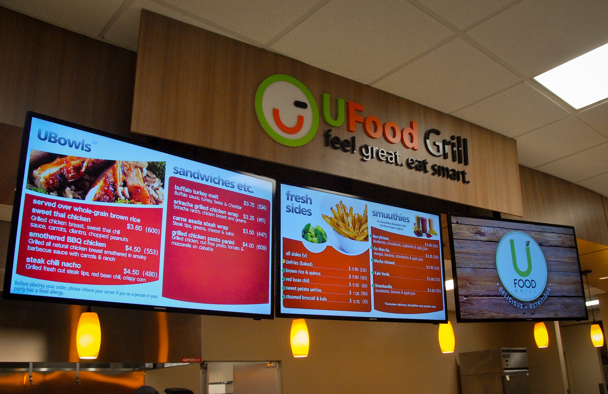 The Breeze Dining Facility’s U-Food Grill offers healthy food options to help service members meet the military’s readiness requirements.  The Breeze reopens March 24.  (U.S. Air Force photo/Kevin Gaddie) 
