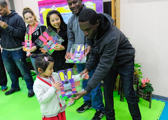 160323-N-OF476-351.jpg