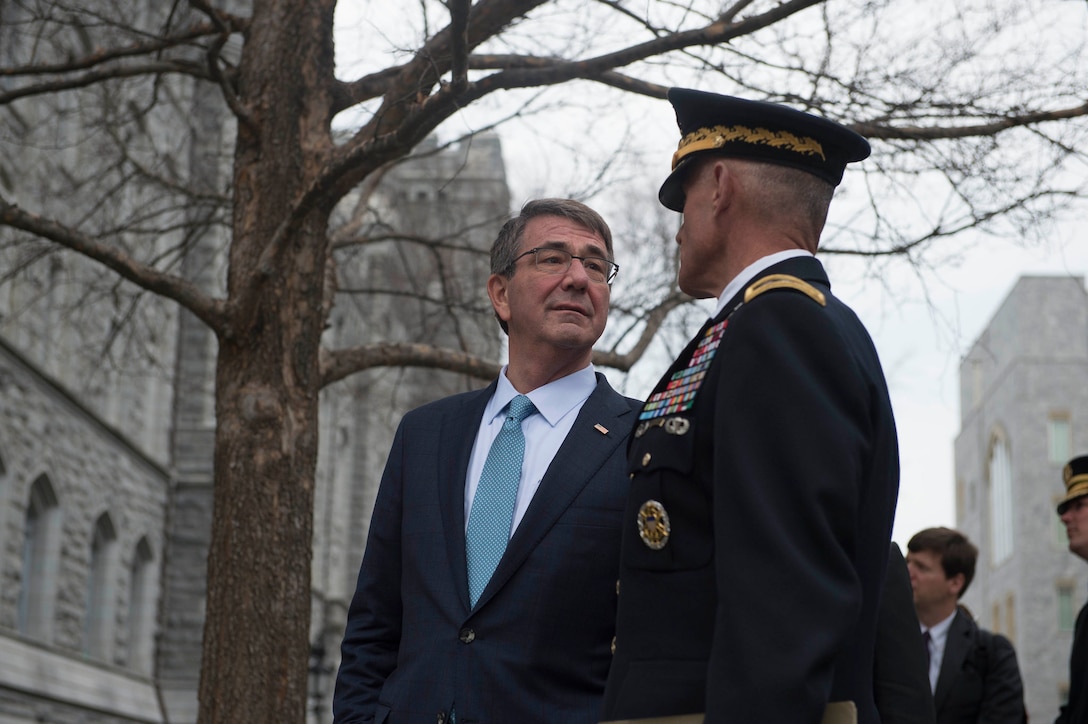 Defense Secretary Ash Carter speaks with Army Lt. Gen. Robert L. Caslen Jr., superintendent of the U.S. Military Academy, while visiting the academy in West Point, N.Y., March 23, 2016. DoD photo by Petty Officer 1st Class Tim D. Godbee