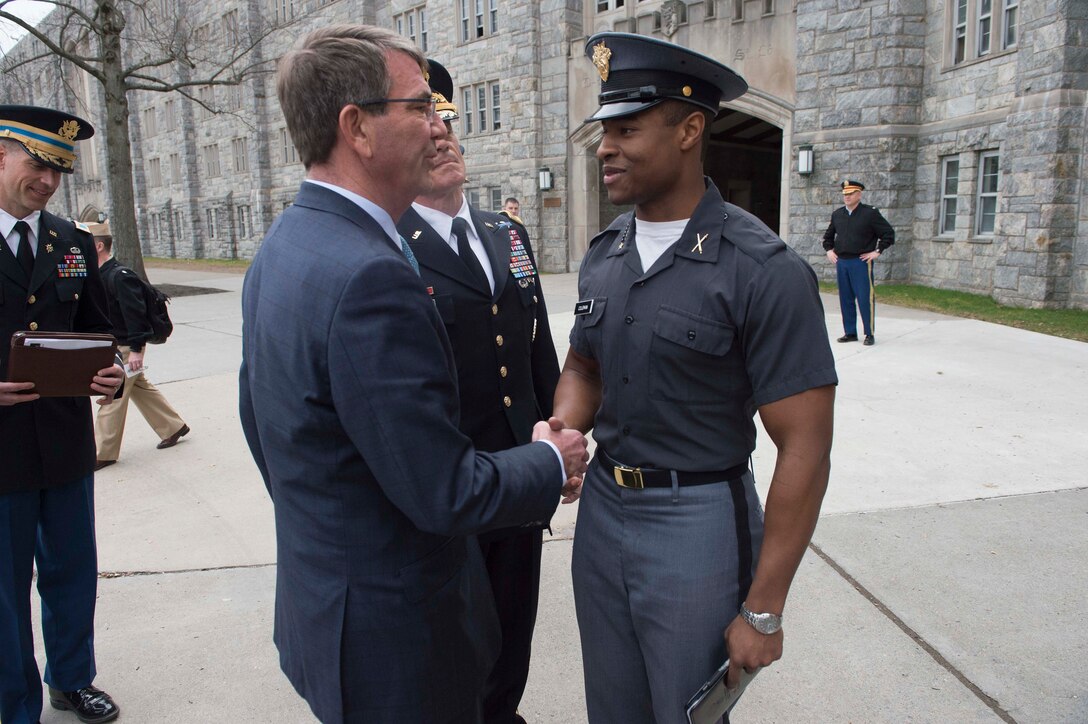 Defense Secretary Ash Carter exchanges greetings with the first captain for the corps of cadets at the U.S. Military Academy in West Point, N.Y., March 23, 2016. DoD photo by Petty Officer 1st Class Tim D. Godbee