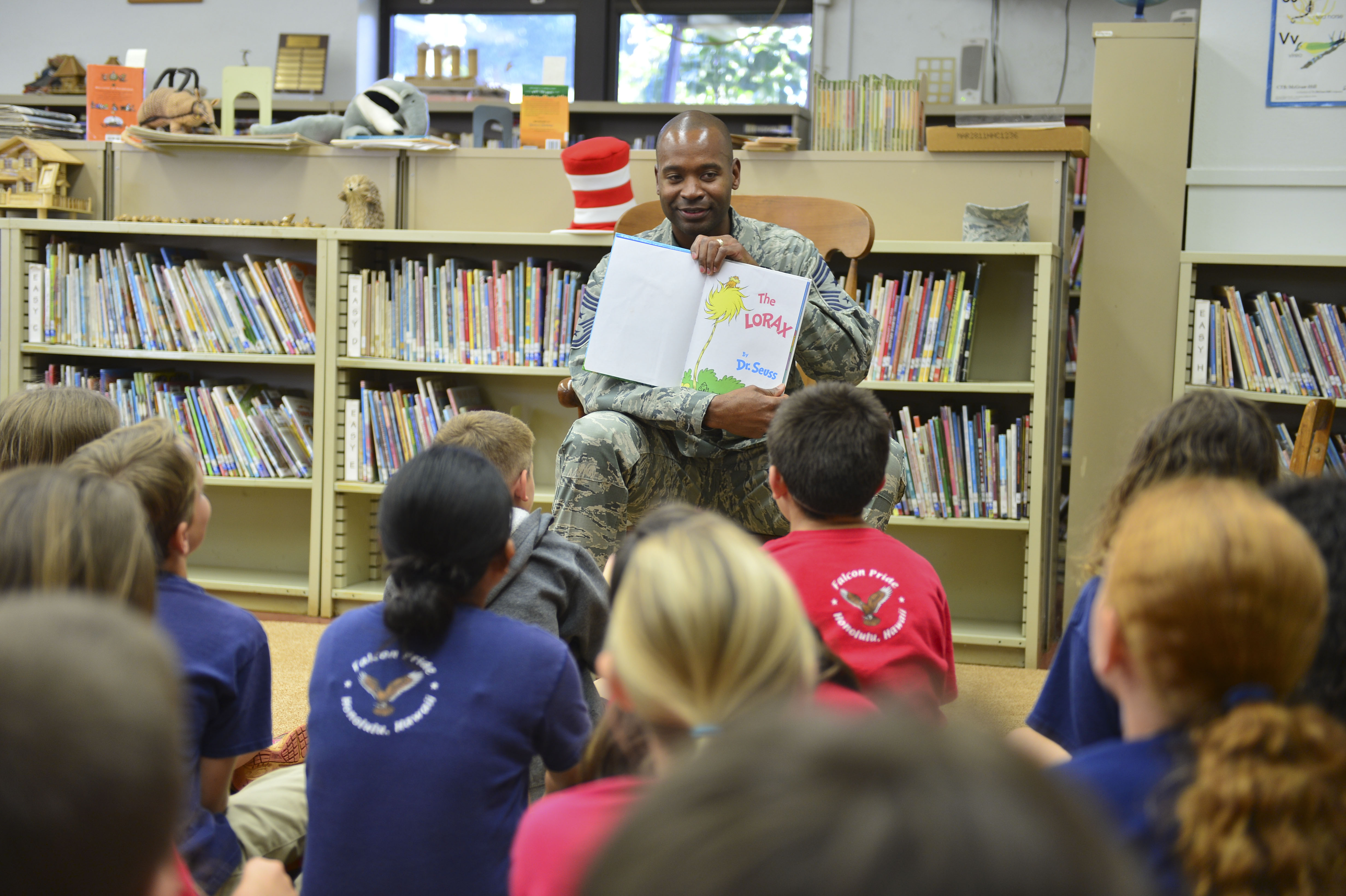 Hickam Elementary School celebrates Read Across America > 15th Wing ...