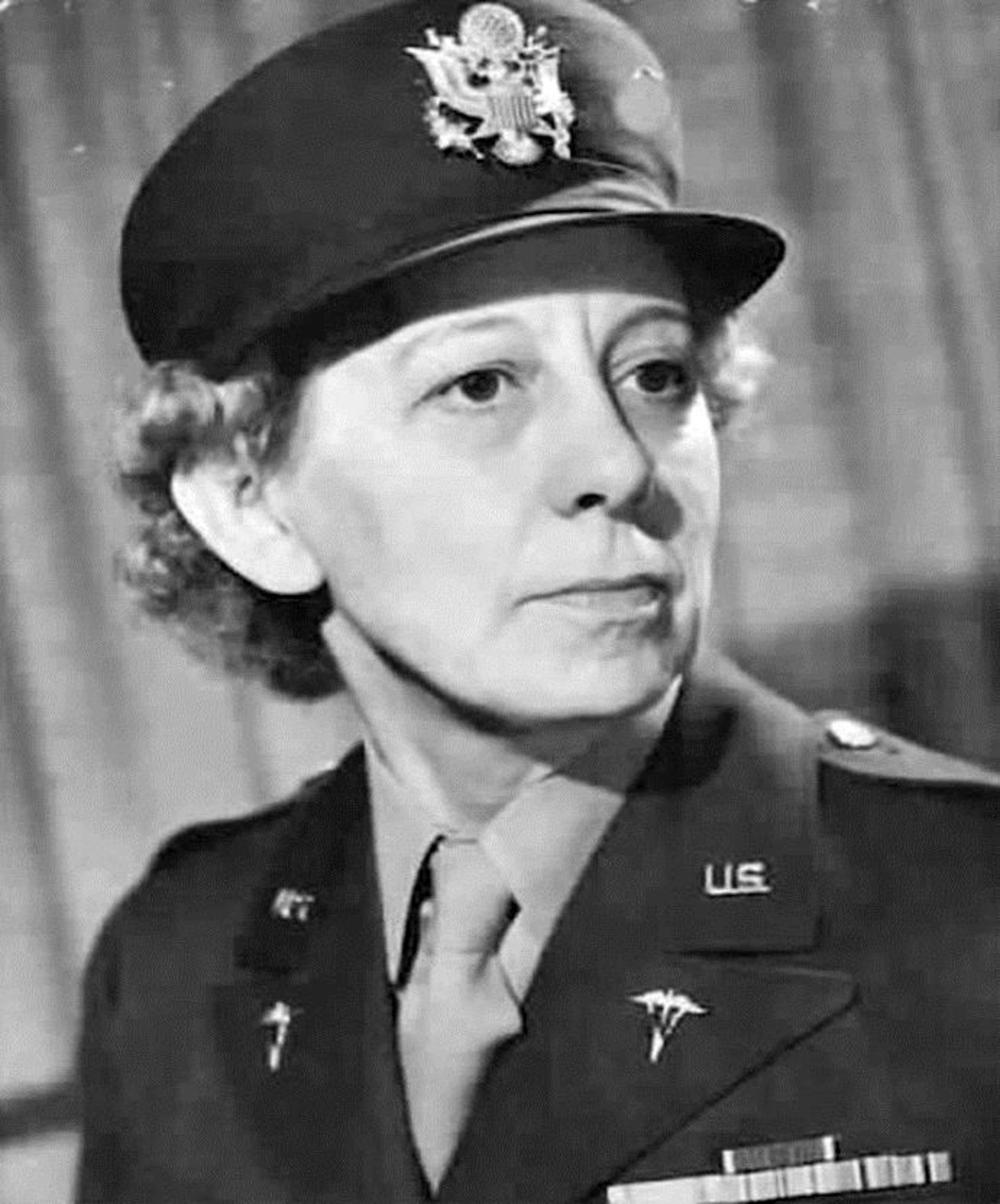 First Lieutenant Annie G. Fox (National Archives Photo)