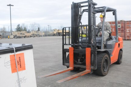 Because of the nature of their mission, the 483rd QM Co. are among the first to arrive and last to leave for a deployment. That’s why Soldiers in the 483rd Quartermaster Company have spent every training assembly this year counting, weighing, packing and moving their own equipment in preparation for their logistics mission in Poland this summer .