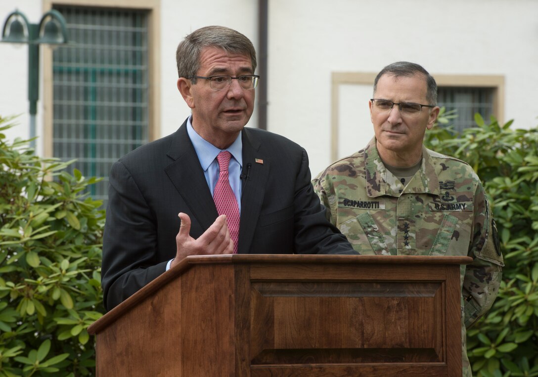 Defense Secretary Ash Carter addresses reporters alongside Army Gen. Curtis M. Scaparrotti, new commander of U.S. European
Command, in Stuttgart, Germany, May 3, 2016. DoD photo by Navy Petty Officer 1st Class Tim D. Godbee
