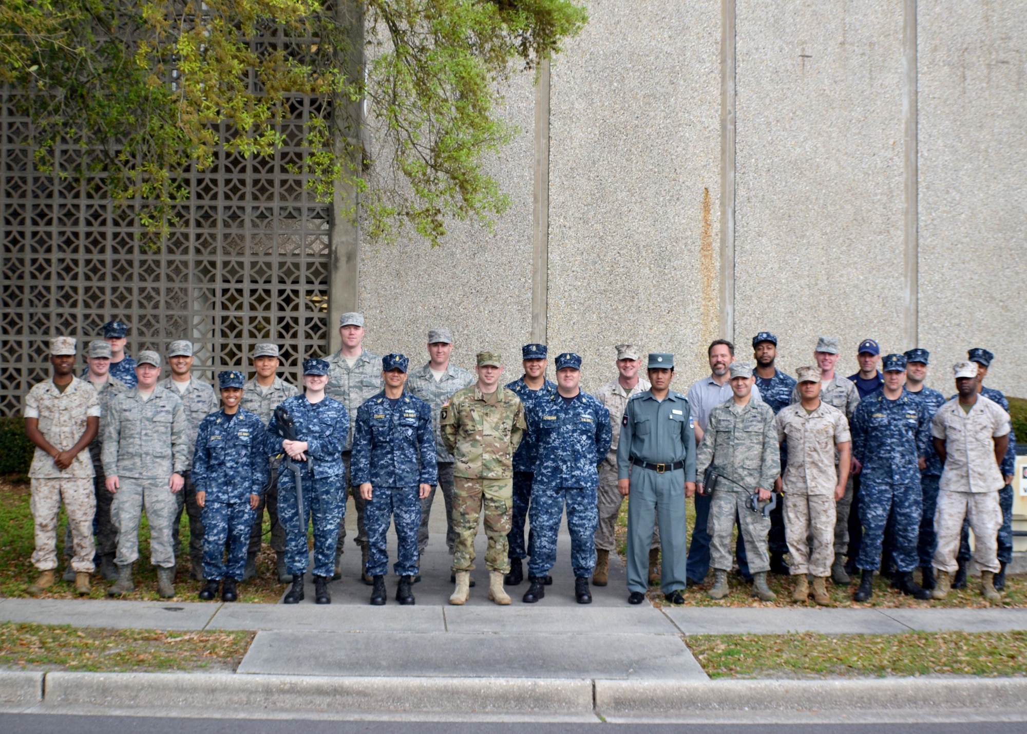 The latest Spectrum Operations Apprenticeship Course graduated recently at the Center for Information Dominance (CID) Keesler Air Force Base. They benefited by a visit from members of the Joint Spectrum Center, who gave them training on the Rohde & Schwarz Portable Receiver 100 (PR100) communications equipment, a state-of-the-art tool used by spectrum managers worldwide to find sources of interference and now being incorporated into the course.
