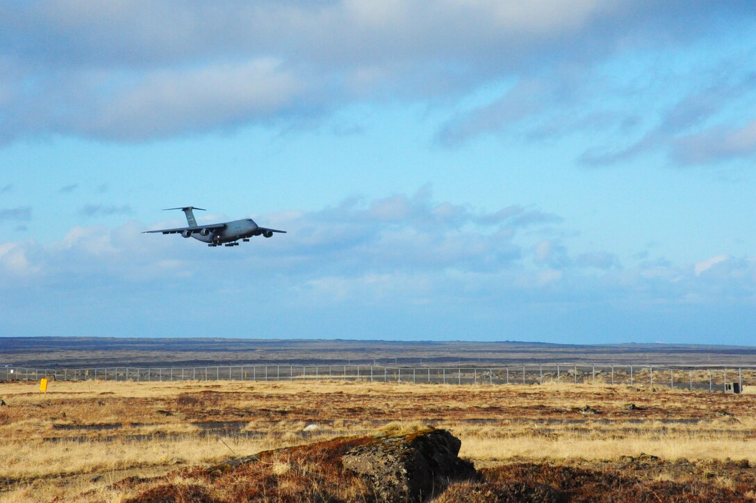 A U.S. Air Force C-5 Galaxy cargo aircraft prepares to land at Keflavik International Airport, Iceland, April 28, 2016. The U.S. Air Force’s forward presence in Europe allows the U.S. to work with allies to ensure regional security in the region. (U.S. Air Force photo by Master Sgt. Kevin Nichols/Released)

