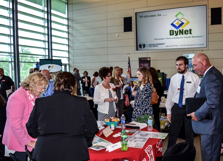 Members of the Pittsburgh District’s Small Business and Contracting offices meet with business owners during the Dynamic Networking for Small Business Event 2016 April, 27.