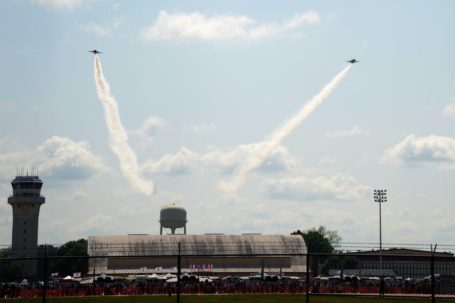 The U.S. Air Force Thunderbirds perform a pass over the crowd during the 2016 Defenders of Liberty Airshow on Barksdale Air Force Base, La., May 1. The Thunderbirds, based out of Nellis Air Force Base, Nev., are the Air Force’s premier aerial demonstration team, performing at air shows and special events worldwide. (U.S. Air Force photo/Staff Sgt. Joseph A. Pagán Jr.)