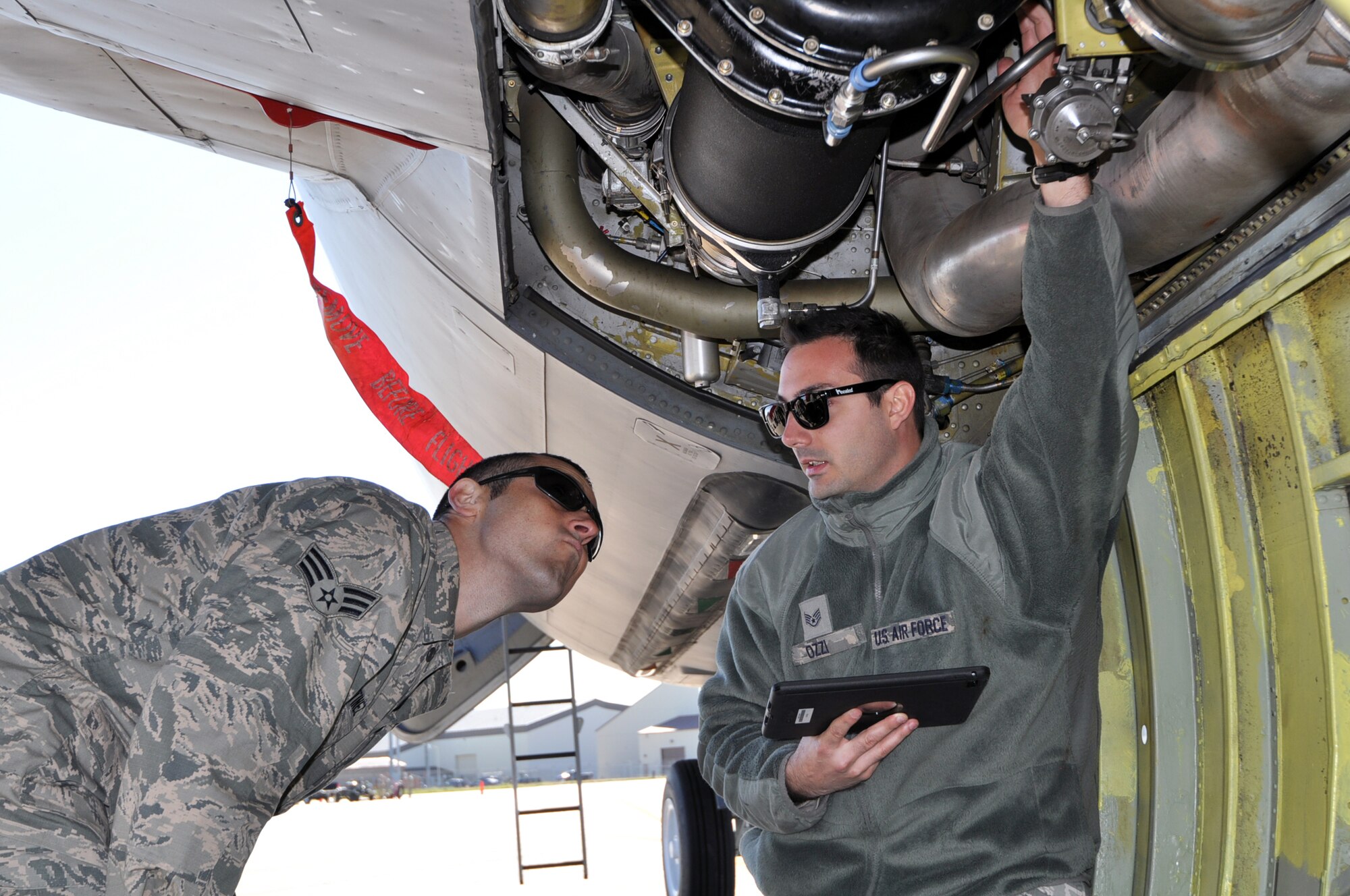 Maintainers from the 927th Aircraft Maintenance Squadron from MacDill AFB, Florida teamed up with the 940th Wing Aircraft Maintenance Squadron at Beale AFB, California to train on the KC-135 here. Both units received valuable training to improve mission effectiveness over their two-week joint training requirement. (U.S. Air Force photo by 1st Lt. Siobhan Hazelwood)